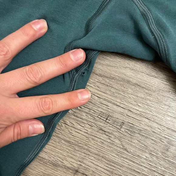 Amplify Leggings - Picture 4 of 4